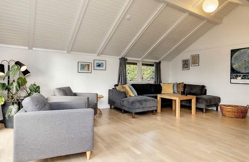 Togeholt House | 9 person holiday home in Præstø