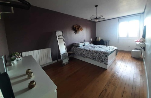 Pessines House | Charantaise Avec Piscine et Parc, 7 Minutes de Saintes, 25 Minutes de Royan