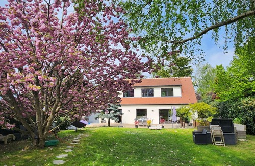 Saint-Nom-la-Breteche House | Villa à Louer Durant la Période des JO 2024