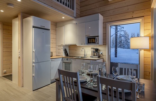 Yllasjarvi Cabin | Newly-build Miilu Cabin B2 at Ylläsjärvi Lake