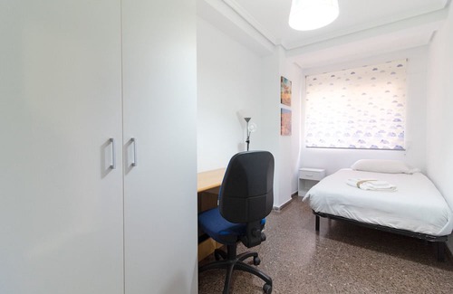 Port de Sagunt Apartment | Global Properties: Centrally located 3 bedroom flat in Puerto Sagunto