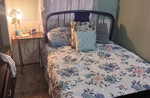 Hamilton Bed & Breakfast | A cozy weekend awaits at the Inn At Camp Whoopee, Close to historic attractions