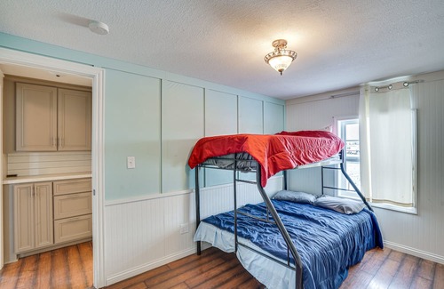 Grant County Cabin | Pet-Friendly Glen Ullin Cabin with Fire Pit!