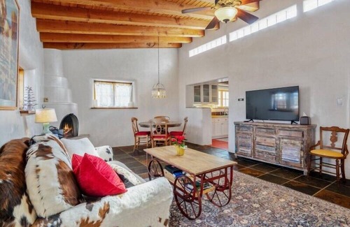 Downtown Santa Fe House | Casa Wren | 1 Bed, 1 Bath