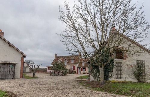 Lassay-sur-Croisne House | Nigaudière estate: Le Joncs - Beauval & Castle