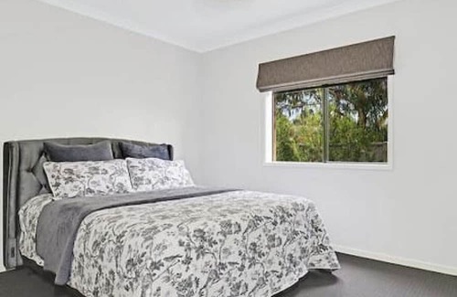 Shepparton House | Windsor Castle - Modern 4 bedroom home