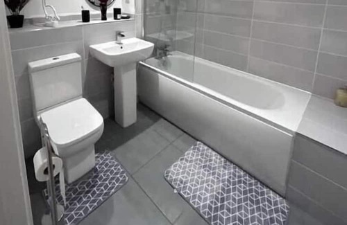 Eccles Apartment | The Manse - FLAT 5