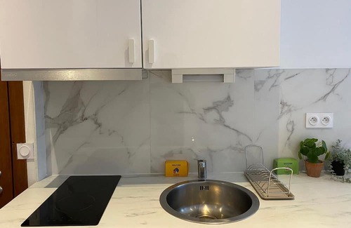 Quartier du Faubourg-Montmartre Apartment | Spacious studio in the center of Paris - Mobility lease