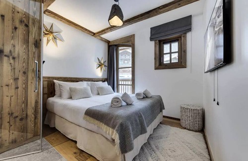 Le Fornet Apartment | Residence Les Rives De L Isere - 4 Rooms for 6 People