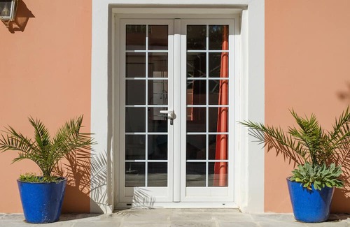 Saint Antoine House | Cottage 'Le Petit Mas Niçois' with Sea View, Private Pool and Wi-Fi