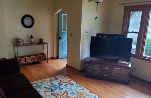 De Soto Condo | 3 Bedroom Duplex with Amazing views near the Mississippi River