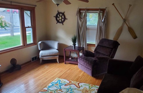 De Soto Condo | 3 Bedroom Duplex with Amazing views near the Mississippi River