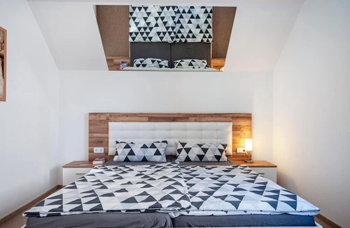 Durach Apartment | Apartment 'Ferienwohnung Im Allgäu' with Mountain View and Wi-Fi