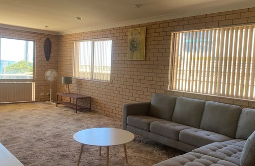 Batehaven Apartment | Casey's Beach Ocean View Stay