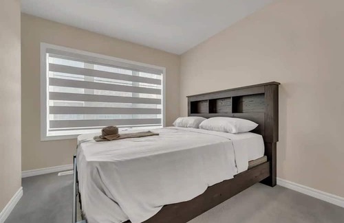 Breslau House | 3 Bed Town near Kitchener/Waterloo