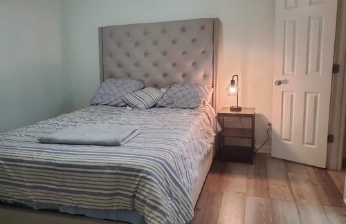 South View Condo | This is a beautiful 2 bed 2 bath condo located in a very safe and strategic ar