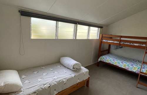 Cannons Creek House | Water front direct water access