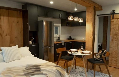 Central Okanagan Cabin | Woodland Cabin Retreat