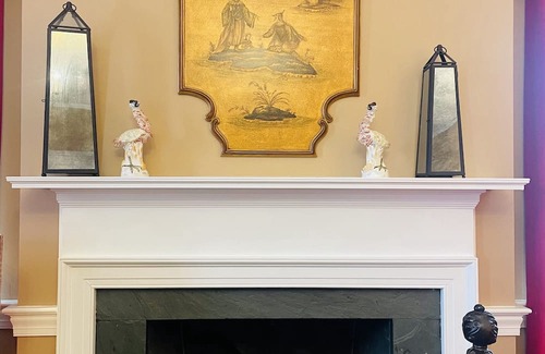 Clemmons Apartment | Walnut Room 2 double - Non- Smoking- No Pet