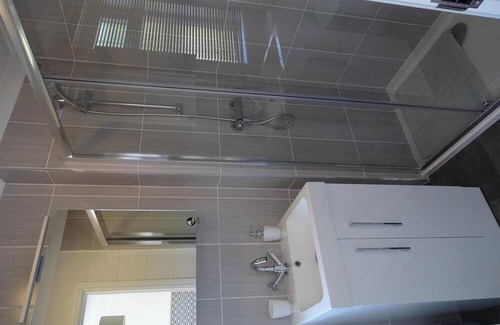 King's Lynn Apartment | Two Bedroom Lodge 8 in North Runcton