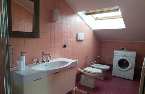Porto Sant'Elpidio House | Holiday Home 'Porto Sant' Elpidio 1' with Sea View, Private Terrace and Air Conditioning