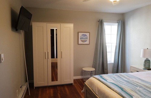 Carlsbad Village Cottage | Sea Glass Cottage in Village - 10 Min Walk to Beach