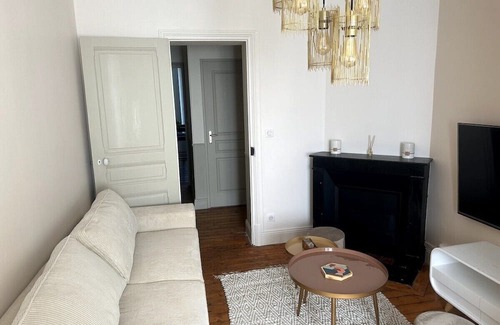 Mont d'Arene Apartment | Jardin Roosevelt #reimsgare