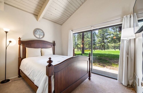 Pinetop House | Pinetop Family Cabin | Forest Pines Views Location