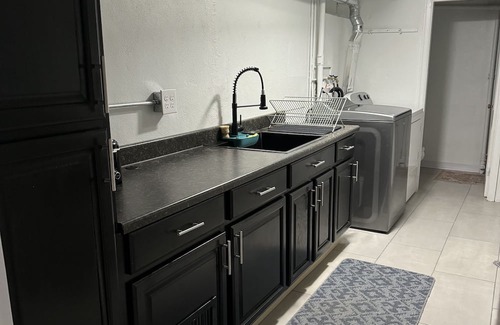 Roselawn Finance Apartment | Boho Basement Apartment walking distance to Pleasant Ridge Square & more!