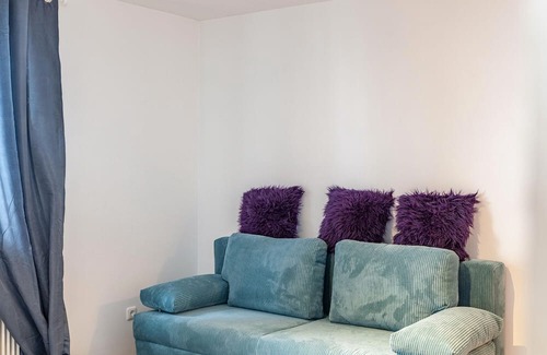 Kitzbuehel Apartment | Studio Apartment 'Tiny Kitzchalet' with Mountain View and Wi-Fi