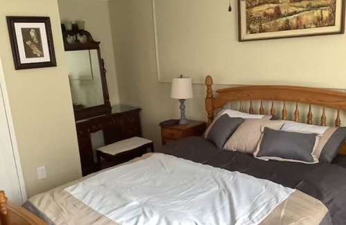 Gettysburg House | Beautiful Private Home on 2 Acres in Gettysburg - Pet Friendly!