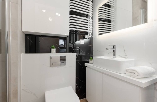Warsaw Apartment | Coopera 7F | Apartment with Two Bedrooms and a Garden | Parking | Warsaw