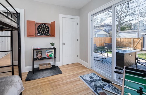 Northrop House | Nokomis Nirvana: Delightful 4BR Gem in MPLS