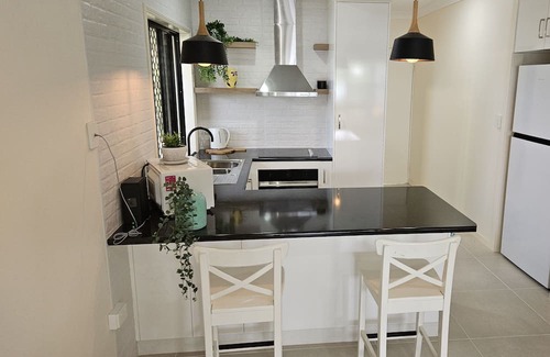 Dolphin Heads Apartment | WhitsunStays - Le Beach Shack