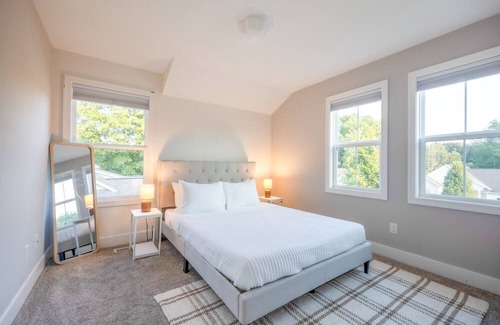 Wyoming House | Cozy, Modern Home in GR
