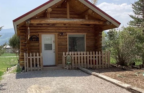 Swan Valley Cabin | Studio cabin