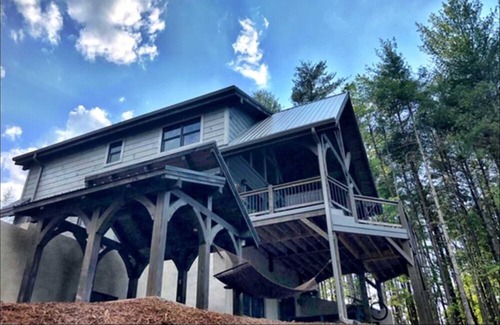 Nebo House | Heart Song Cabin at Lake James. The Views!