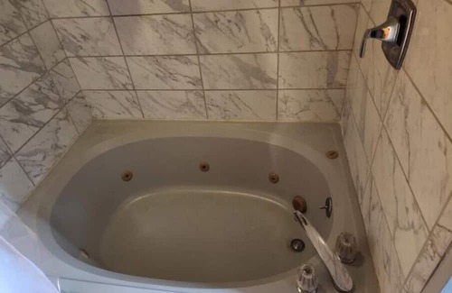 Manorville Apartment | Beautiful Studio Apartment Sleeps 2