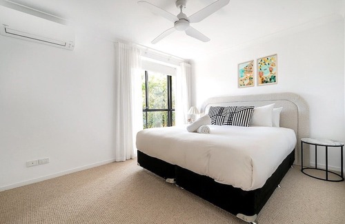 Woolooware House | Shoreline Serenity House - A Charming Cronulla Abode