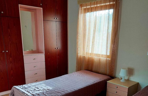 Platanias Villa | Homerez - Villa for 8 ppl. with swimming-pool, jacuzzi and garden at Κυπάρισσος