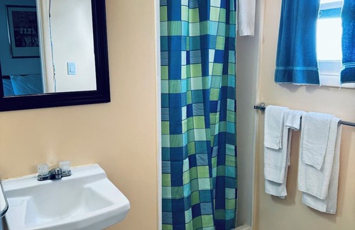Dayton Hotel | Blue Mountain Motel