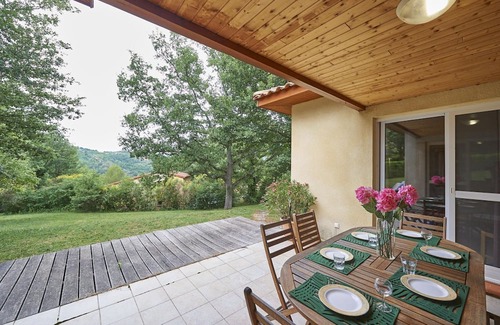 Quillan House | Tidy bungalow with dishwasher