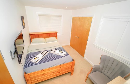 Langford Bed & Breakfast | Steam, Swim & Unwind: Your Private Wellness Haven!