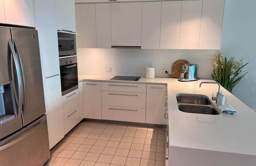 Victor Harbor Apartment | 25 + 26 The Breeze Combo for 14 guests
