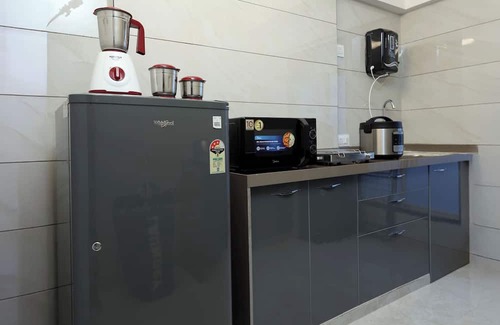 Indira Nagar Apartment | Compact Yet Classy & Fully Furnished 1 RK Studio