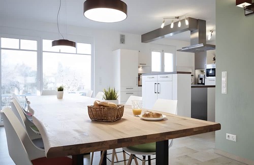 Rust House | Holiday Home 'Elsa 180 sqm' with Private Terrace, Private Garden and Wi-Fi