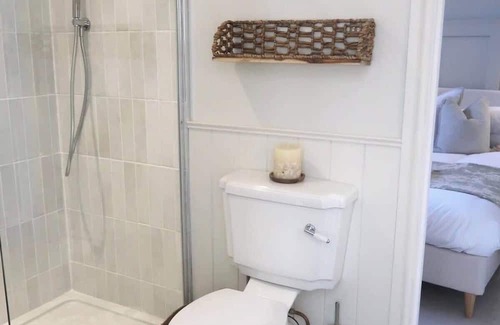 Donaghadee Apartment | Charming Coastal Stay – Donaghadee Town Centre