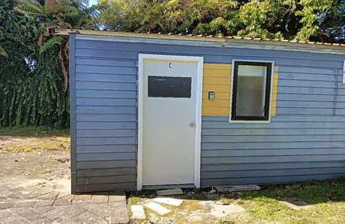 Kawaha Point Ski Chalet | 2 double and 1 sofa beds garden chalet, 7C Salisbury Road, Rotorua