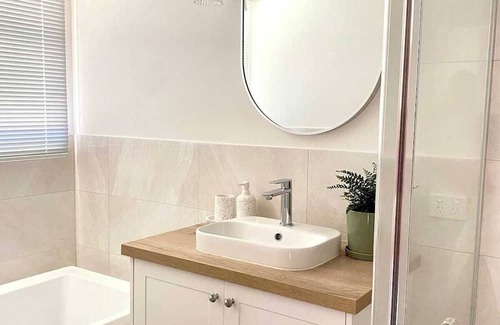 Strathdale House | Harley Grove - Renovated home in Bendigo