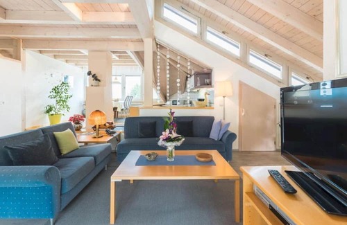 Gailingen Apartment | Apartment 'Studiowohnung' with Mountain View, Shared Terrace and Wi-Fi